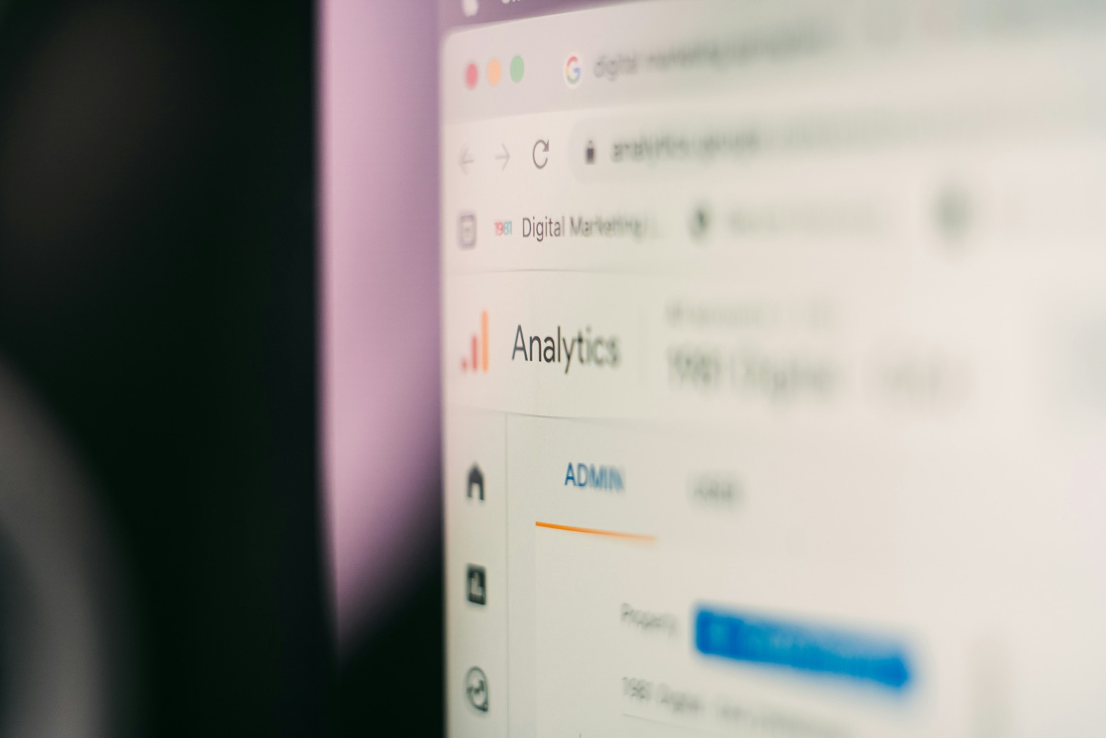 Illustration representing AI-assisted SEO strategy and search visibility growth